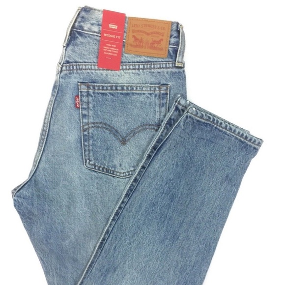 White Oak Cone Denim Levi's Wedgie Icon Jeans - Picture 3 of 8